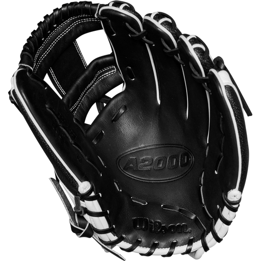 Wilson A2000 Fastpitch H12SS 12 inch Infield Glove