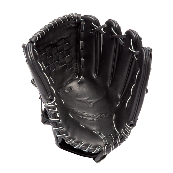 What Pros Wear: Austin Riley's Mizuno Pro Player Model 11.75 Glove - What  Pros Wear